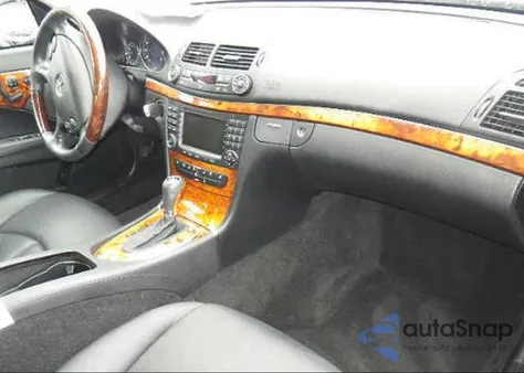 2008 Mercedes-Benz E350 4M Awd z USA, uszkodzony, nr VIN WDBUF87X58B357688